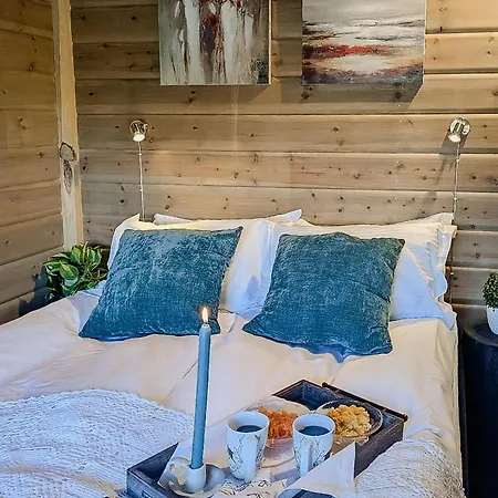 Holiday home Modern Hand-crafted Log Dovreskogen