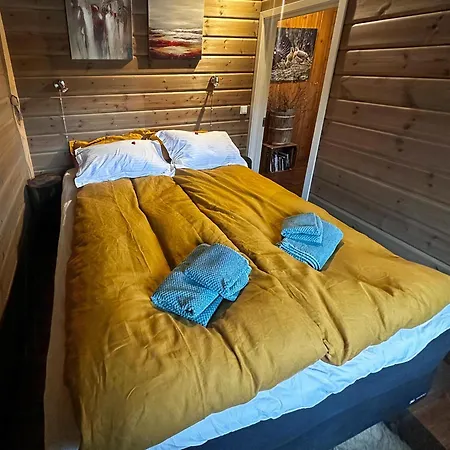 Modern Hand-crafted Log Vakantiehuis *
